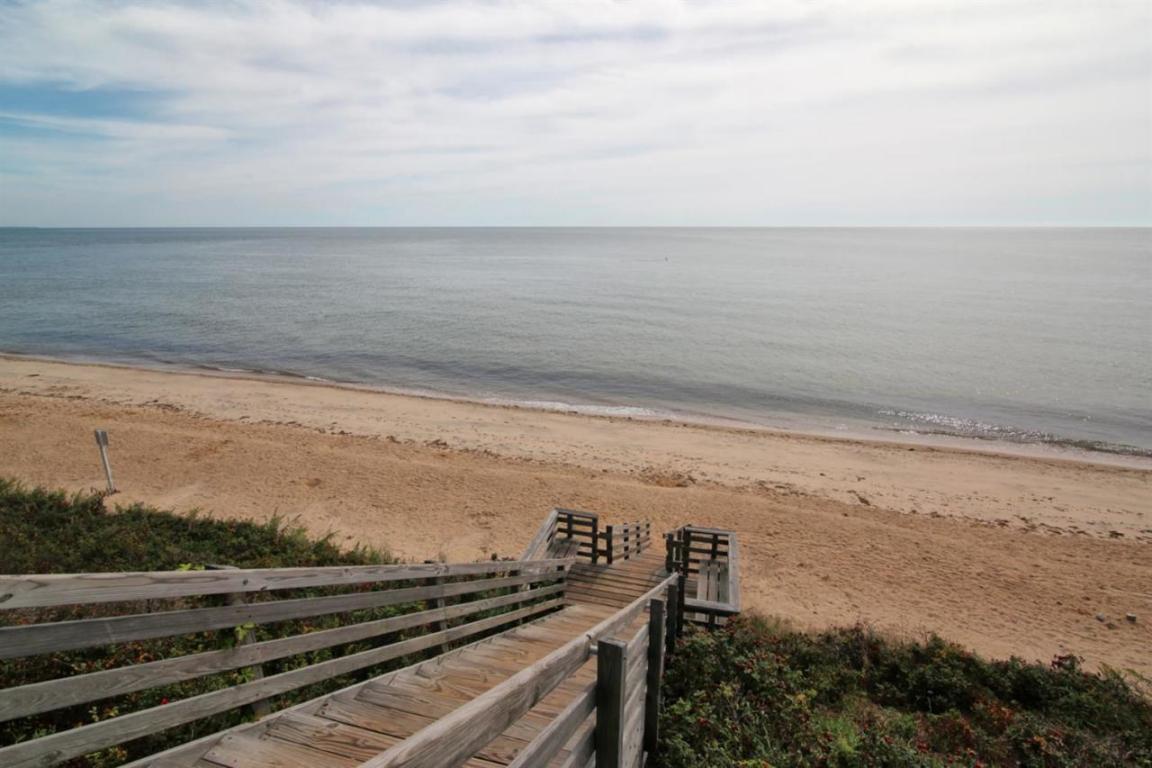 4 Hyannis Point Rd, Mashpee, MA 02649 photo 12