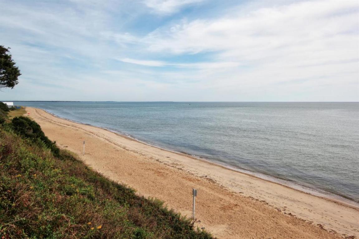 4 Hyannis Point Rd, Mashpee, MA 02649 photo 13