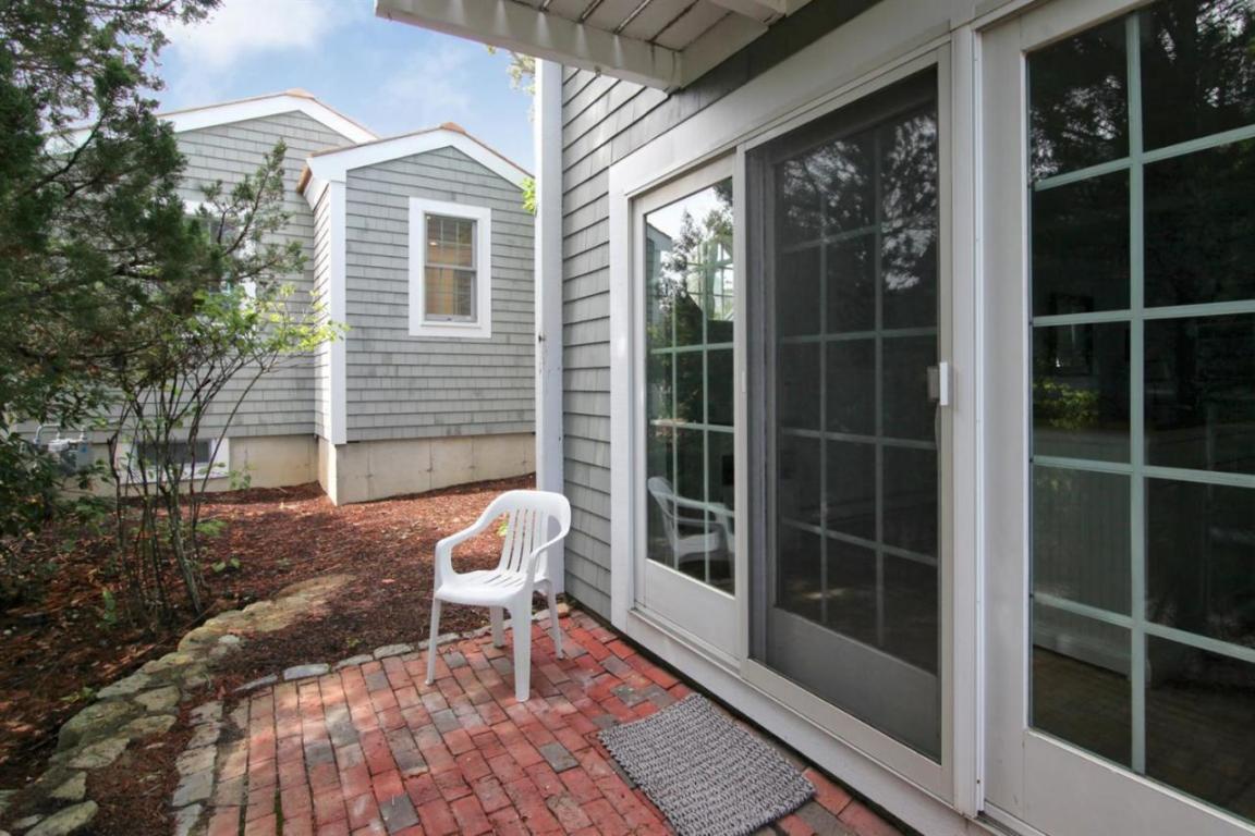 4 Hyannis Point Rd, Mashpee, MA 02649 photo 10
