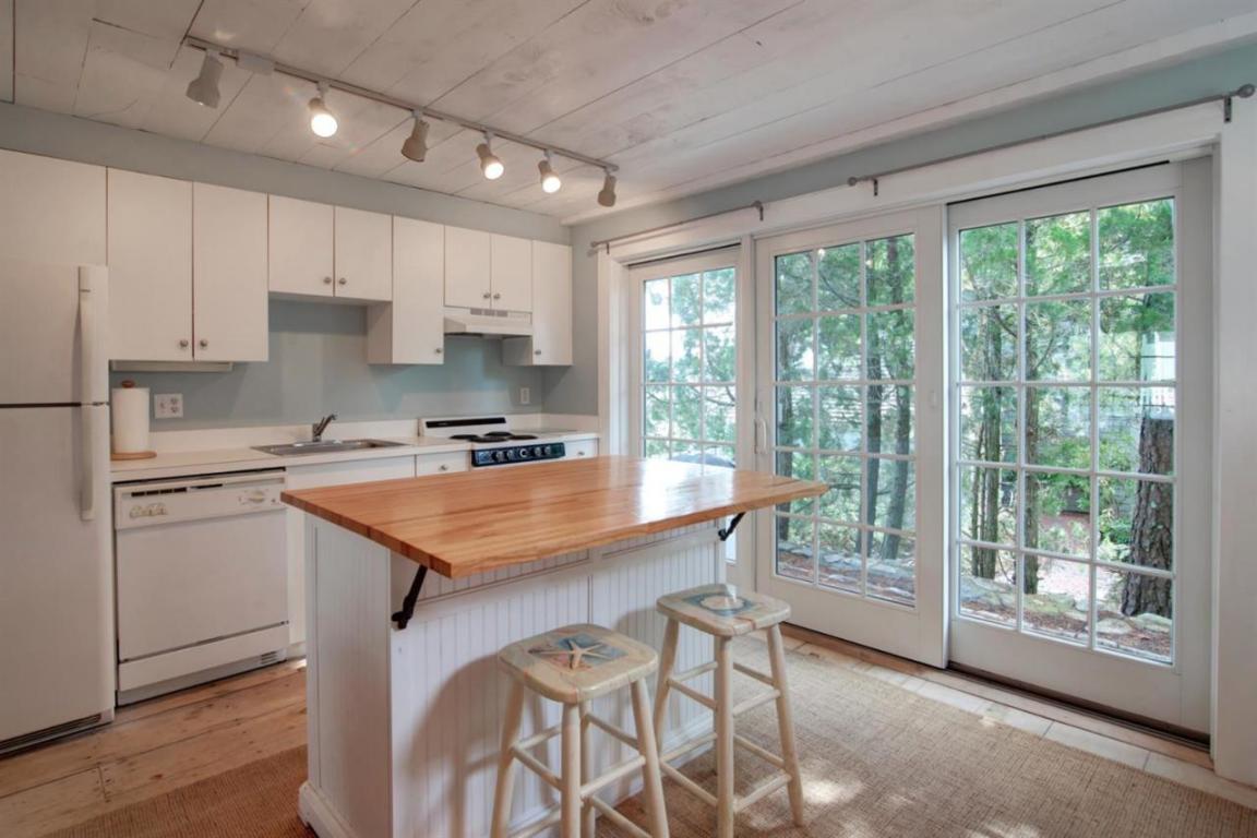 4 Hyannis Point Rd, Mashpee, MA 02649 photo 6