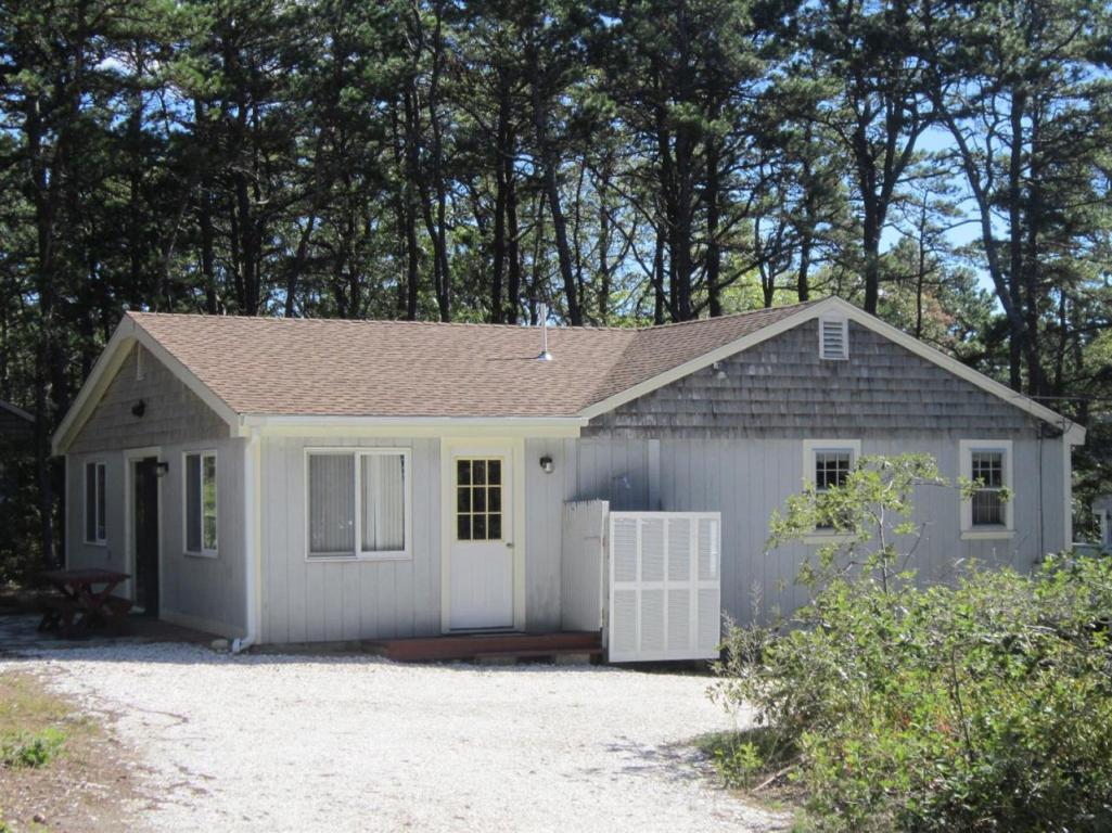 30 Bartlett Rd, Wellfleet, MA 02667 photo 2