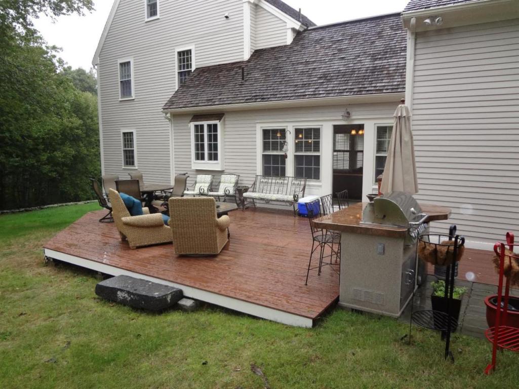109 Carlson Ln, West Barnstable, MA 02668 photo 5