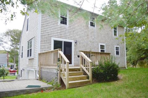 16 Forest Dr, Mashpee, MA 02649 photo 4