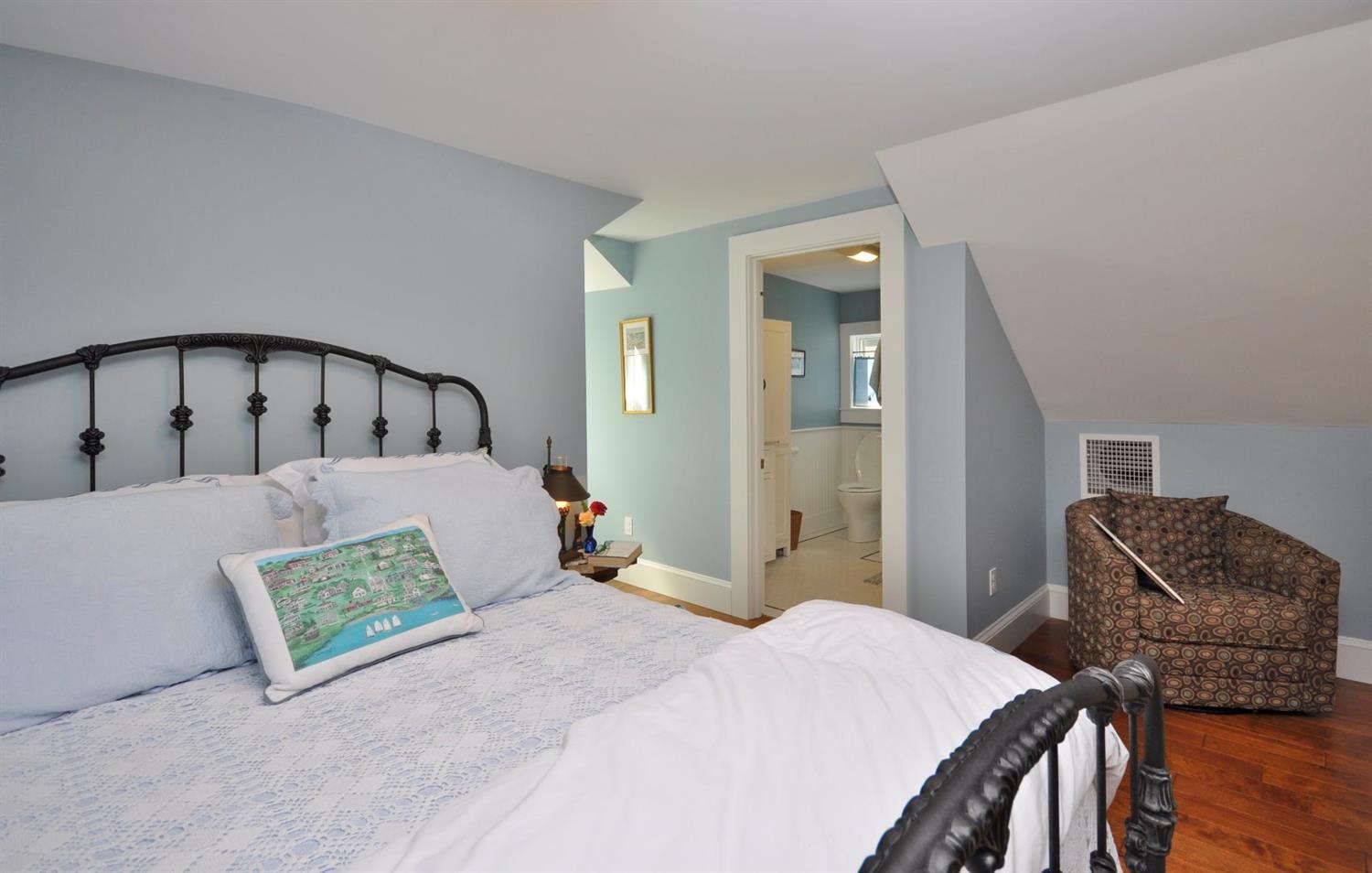401 Williston Rd, Sagamore Beach, MA 02562 photo 22