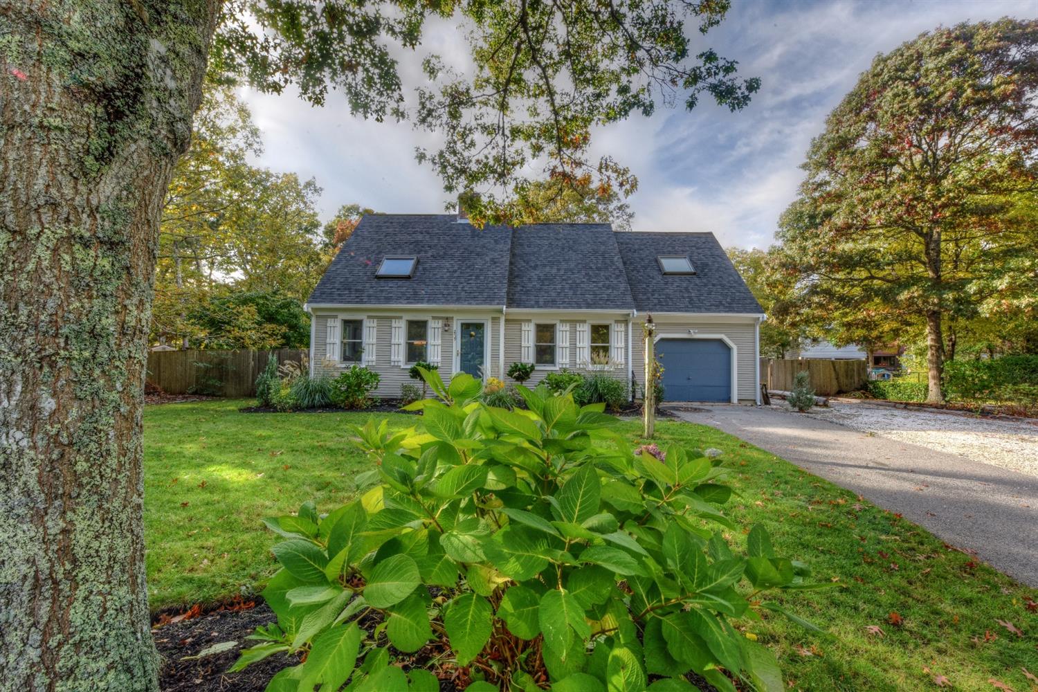 279 Skunknet Rd, Centerville, MA 02632 photo 1