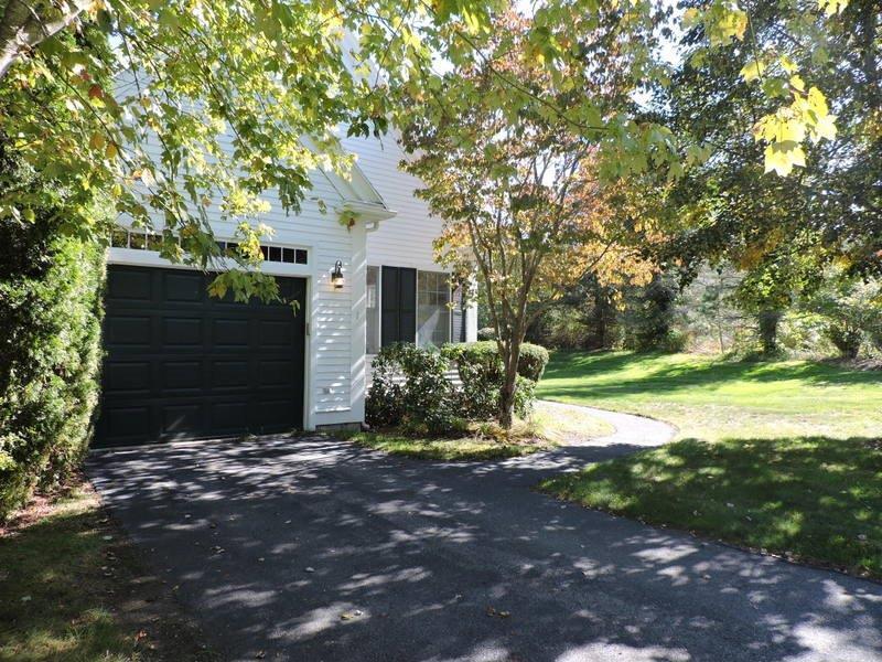 1 Mayfair Ct, Mashpee, MA 02649 photo 3