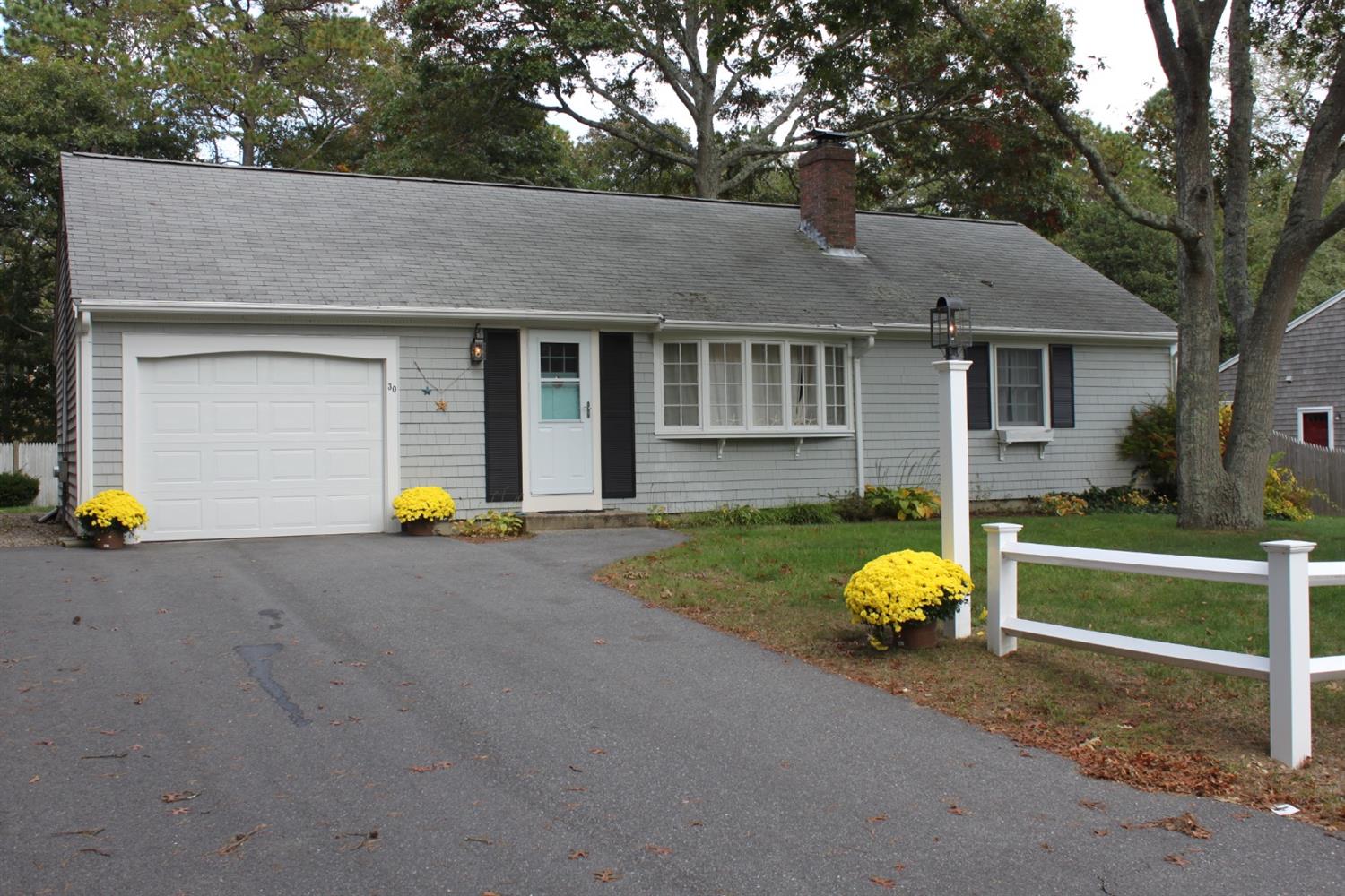 30 Brezner Ln, Centerville, MA 02632 photo 1
