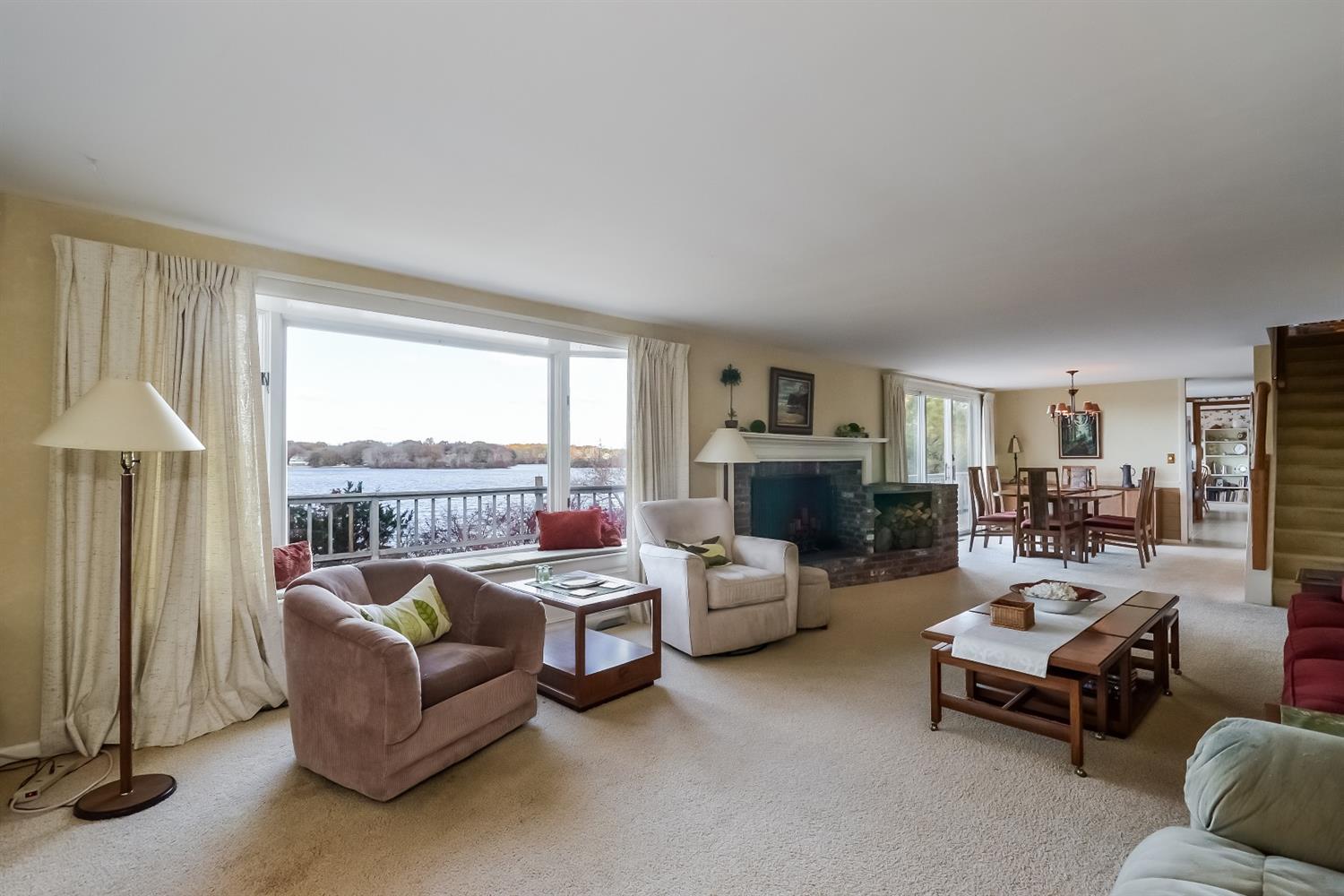87 Loomis Ln, Centerville, MA 02632 photo 4
