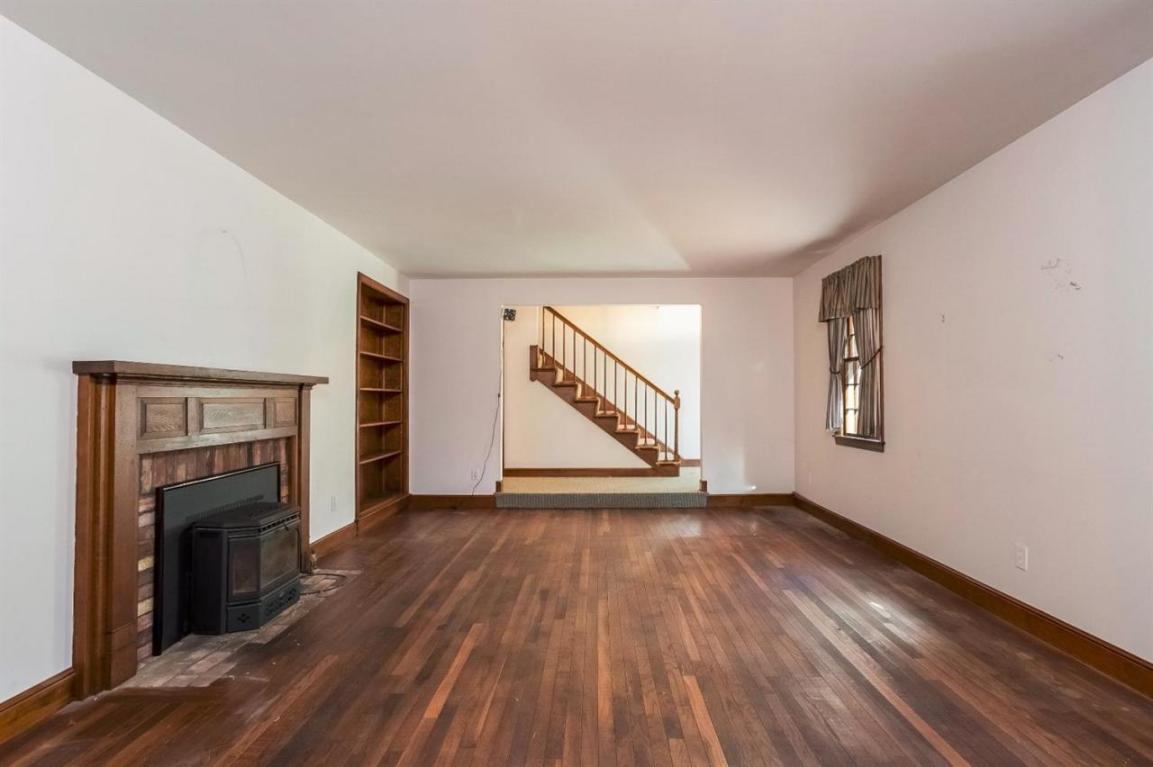 5 Surrey Pl, Mashpee, MA 02649 photo 7