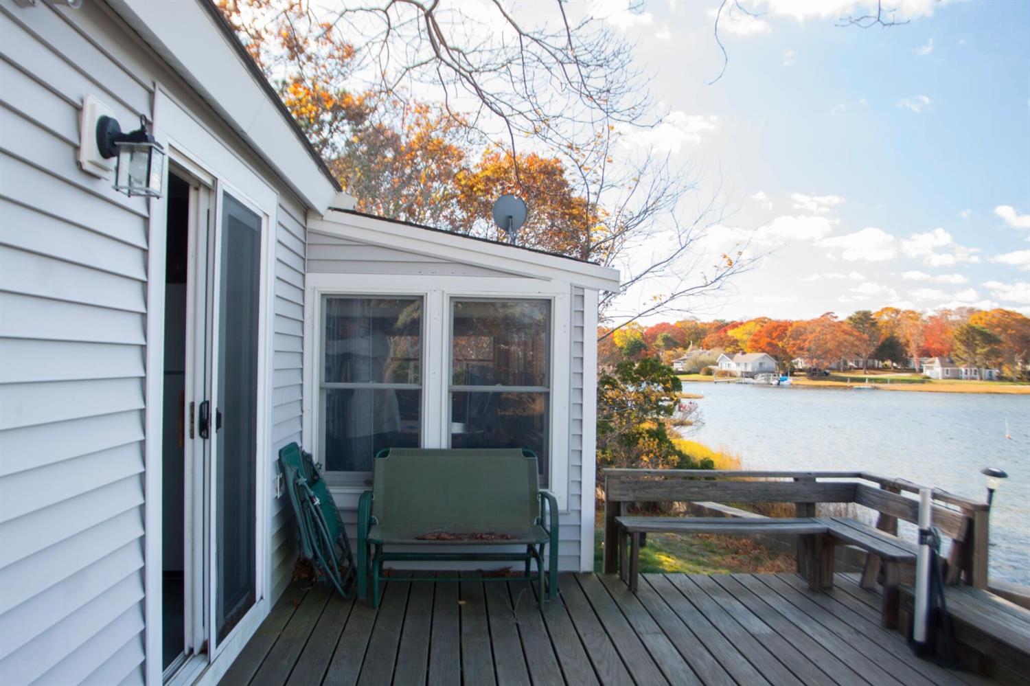 11 Hamblin Rd, Mashpee, MA 02649 photo 2