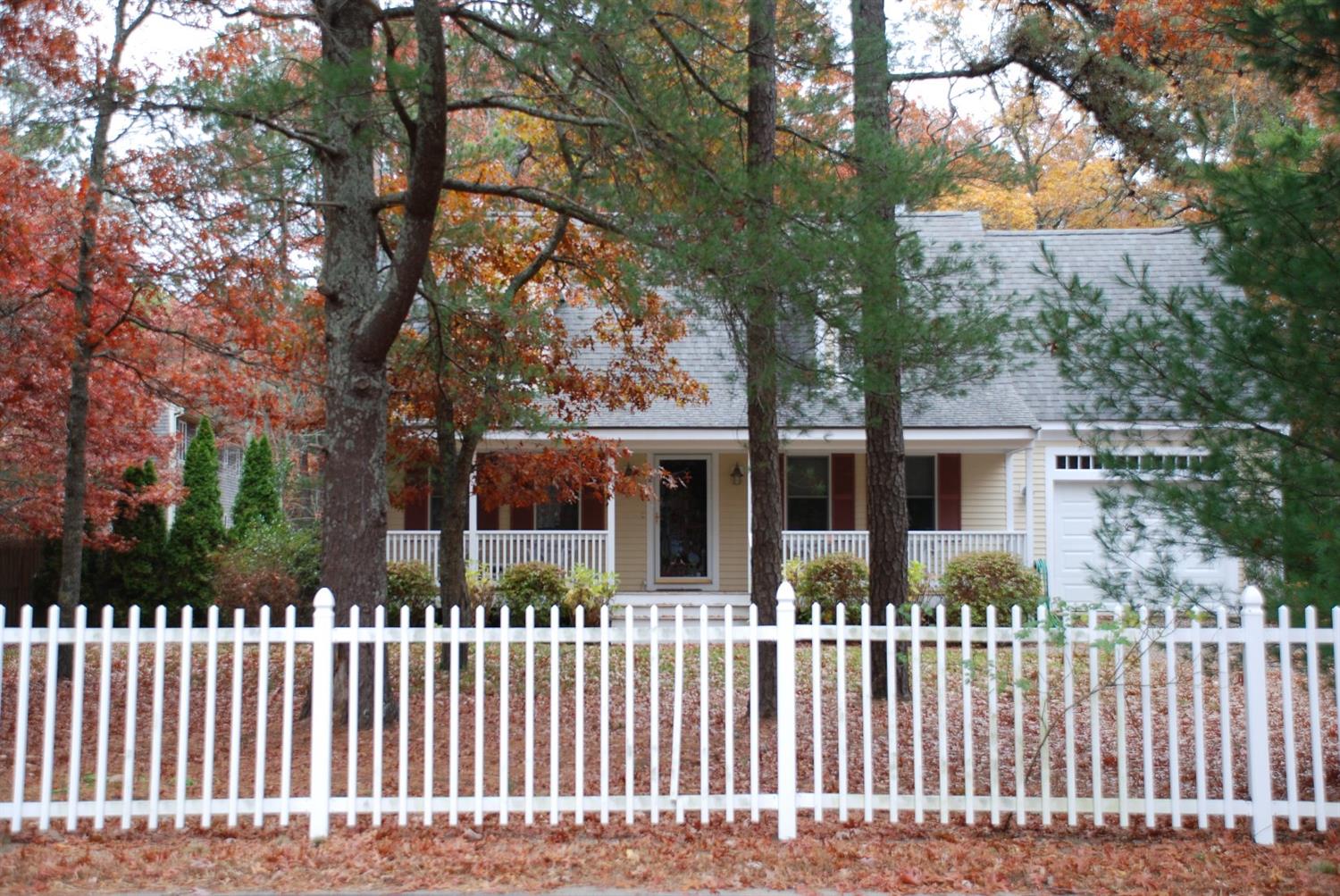 12 Mashpee Neck Rd, Mashpee, MA 02649 photo 2
