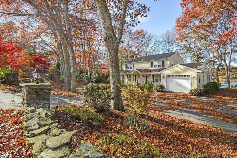 2 Sunset Cir, Mashpee, MA 02649 photo 3