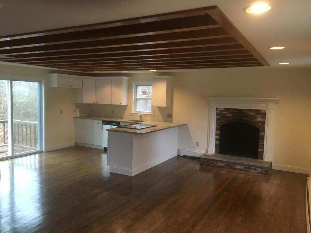 45 Commodore Ln, Marstons Mills, MA 02648 photo 3