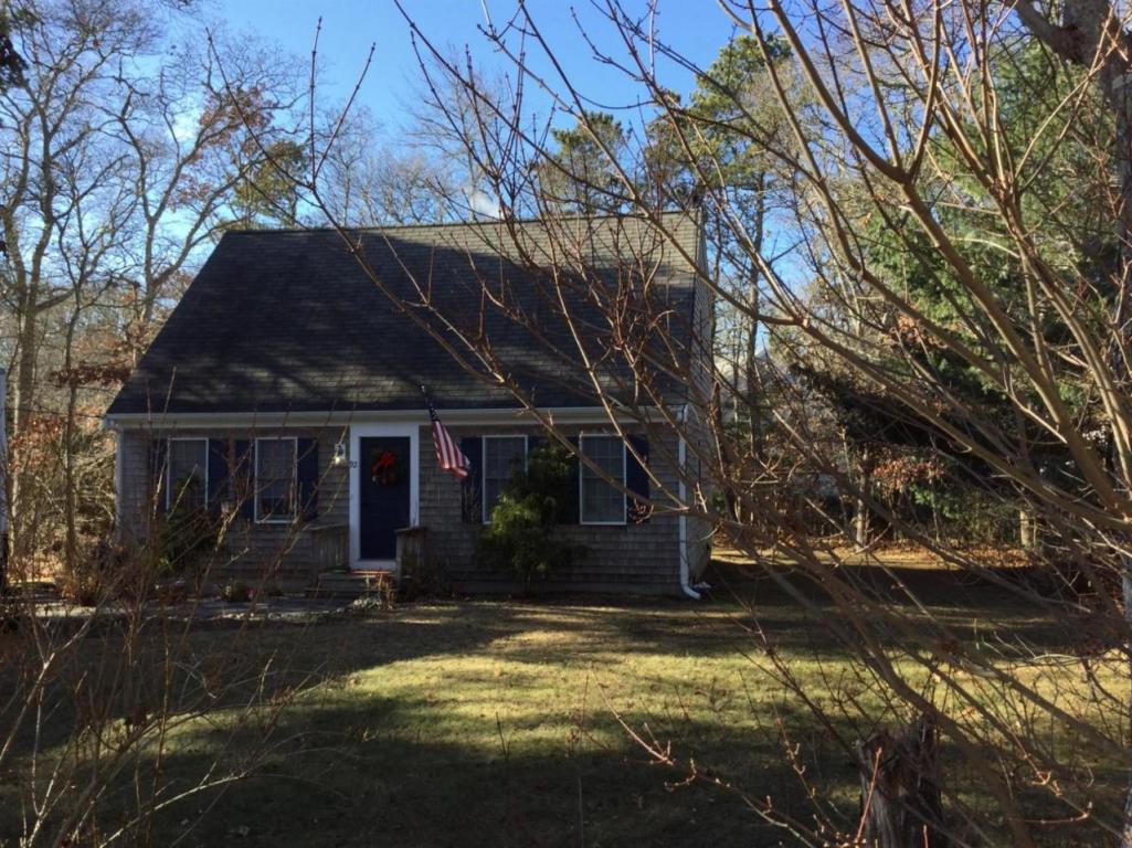 92 Old Brickyard Rd, Mashpee, MA 02649 photo 1