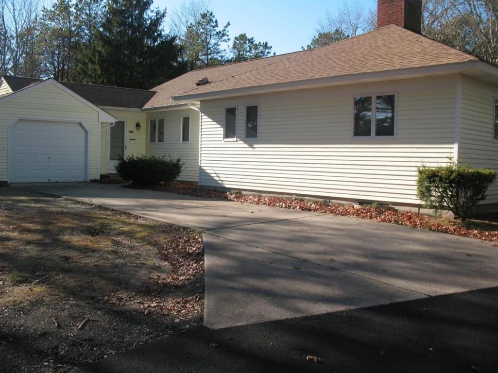 110 Old Barnstable Rd, Mashpee, MA 02649 photo 1
