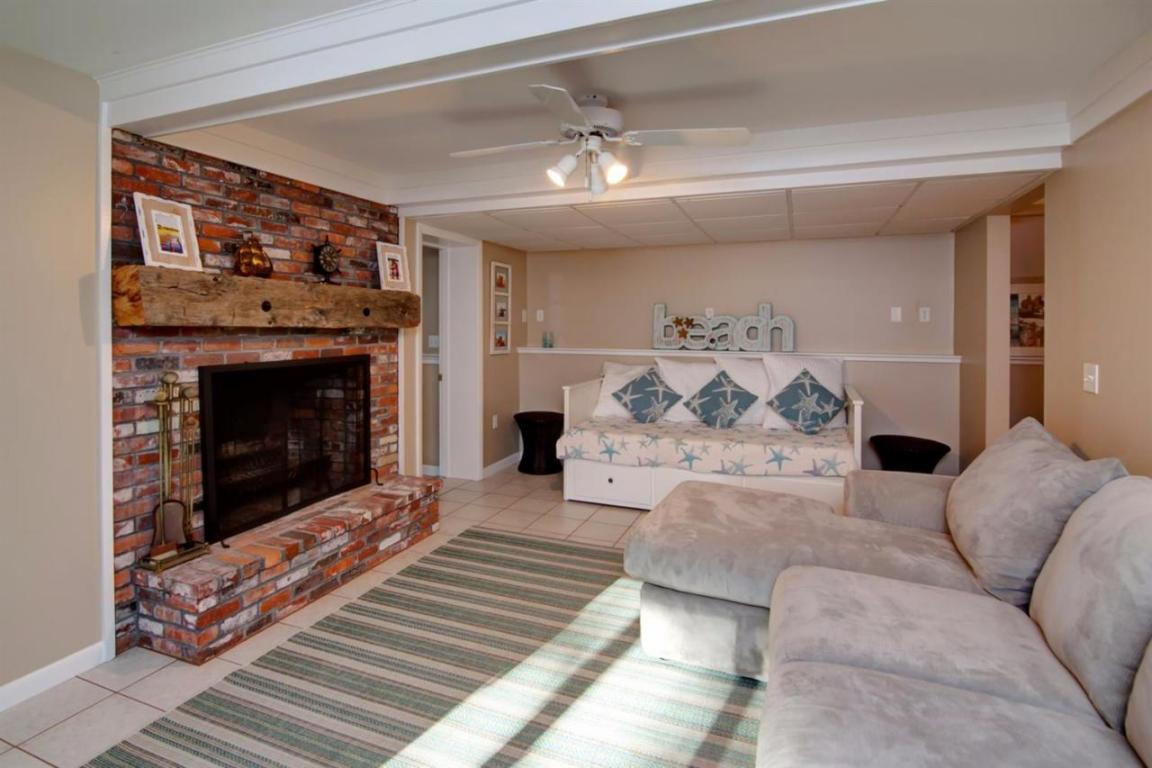 210 Glenneagle Dr, Mashpee, MA 02649 photo 16