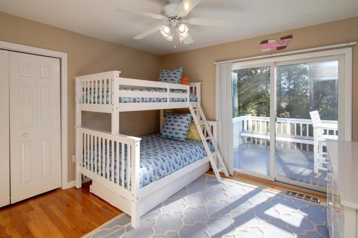 210 Glenneagle Dr, Mashpee, MA 02649 photo 9