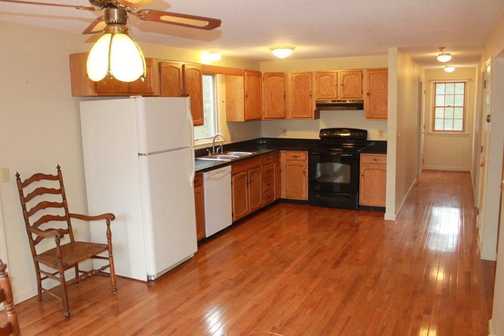 75 Cardinal Ln, Marstons Mills, MA 02648 photo 5