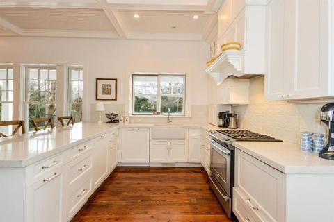 49 Bacon Ln, Centerville, MA 02632 photo 3