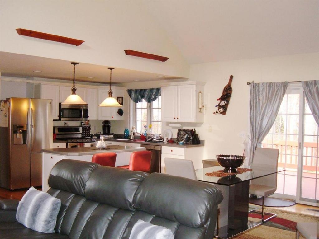 26 Sunbeam Ln, Hyannis, MA 02601 photo 5