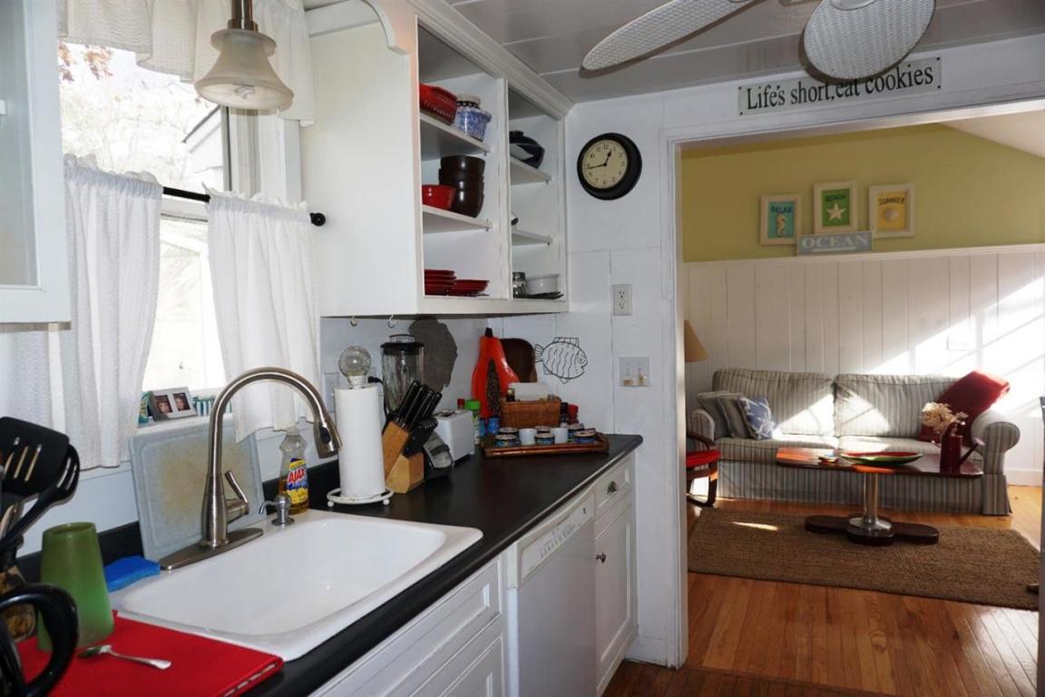 52 Old Town Rd, Hyannis, MA 02601 photo 4