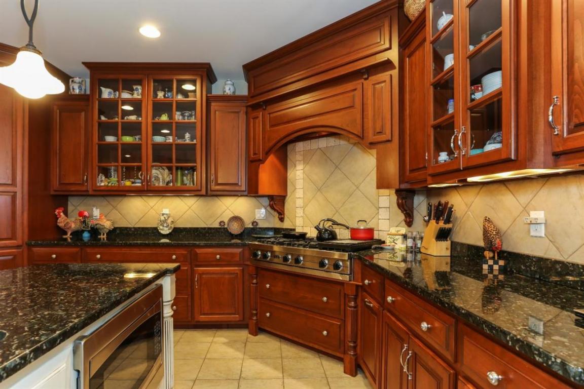 36 Eagle Dr, Mashpee, MA 02649 photo 8