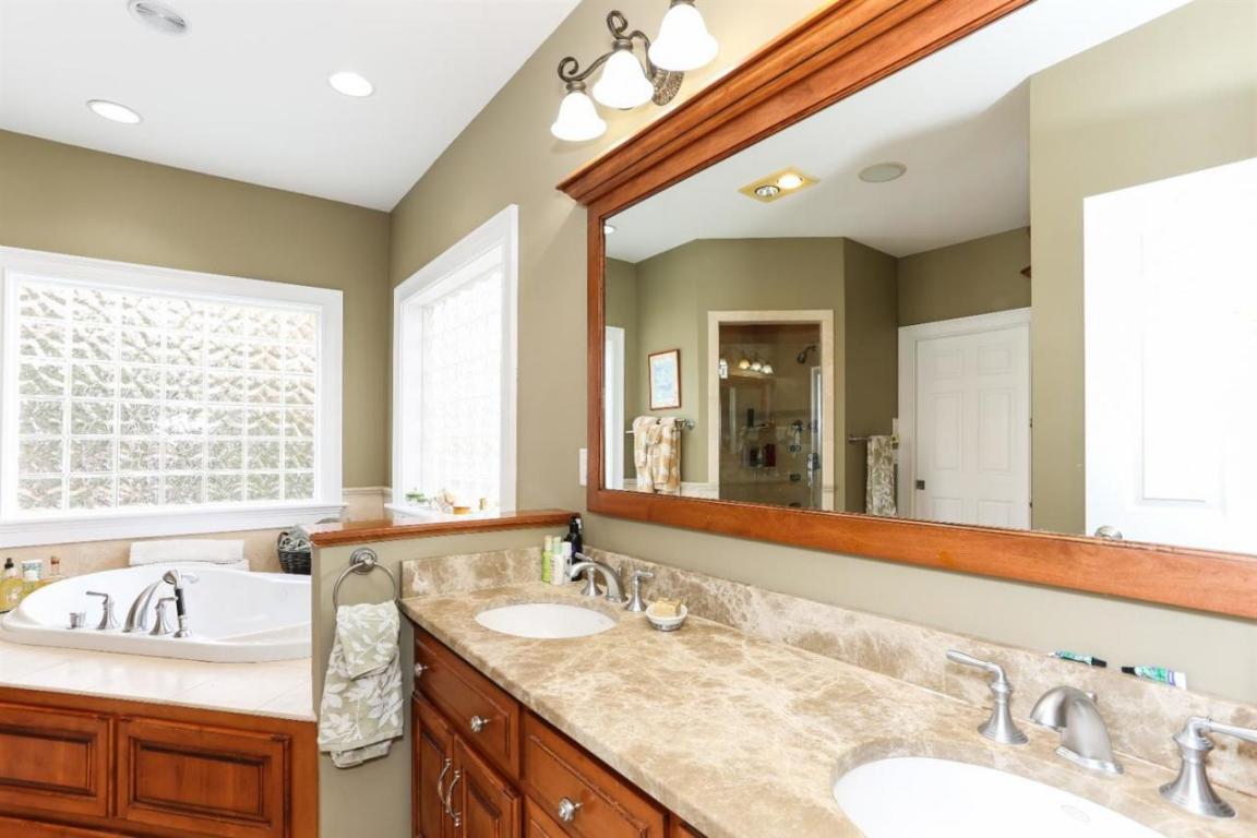 36 Eagle Dr, Mashpee, MA 02649 photo 17