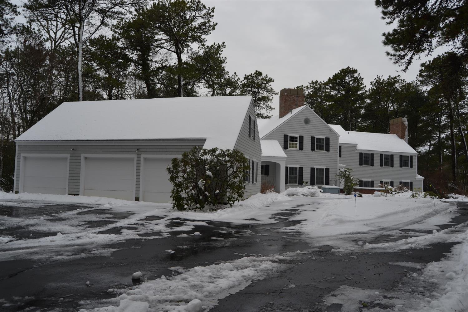 Undisclosed, Osterville, MA 02655 photo 2