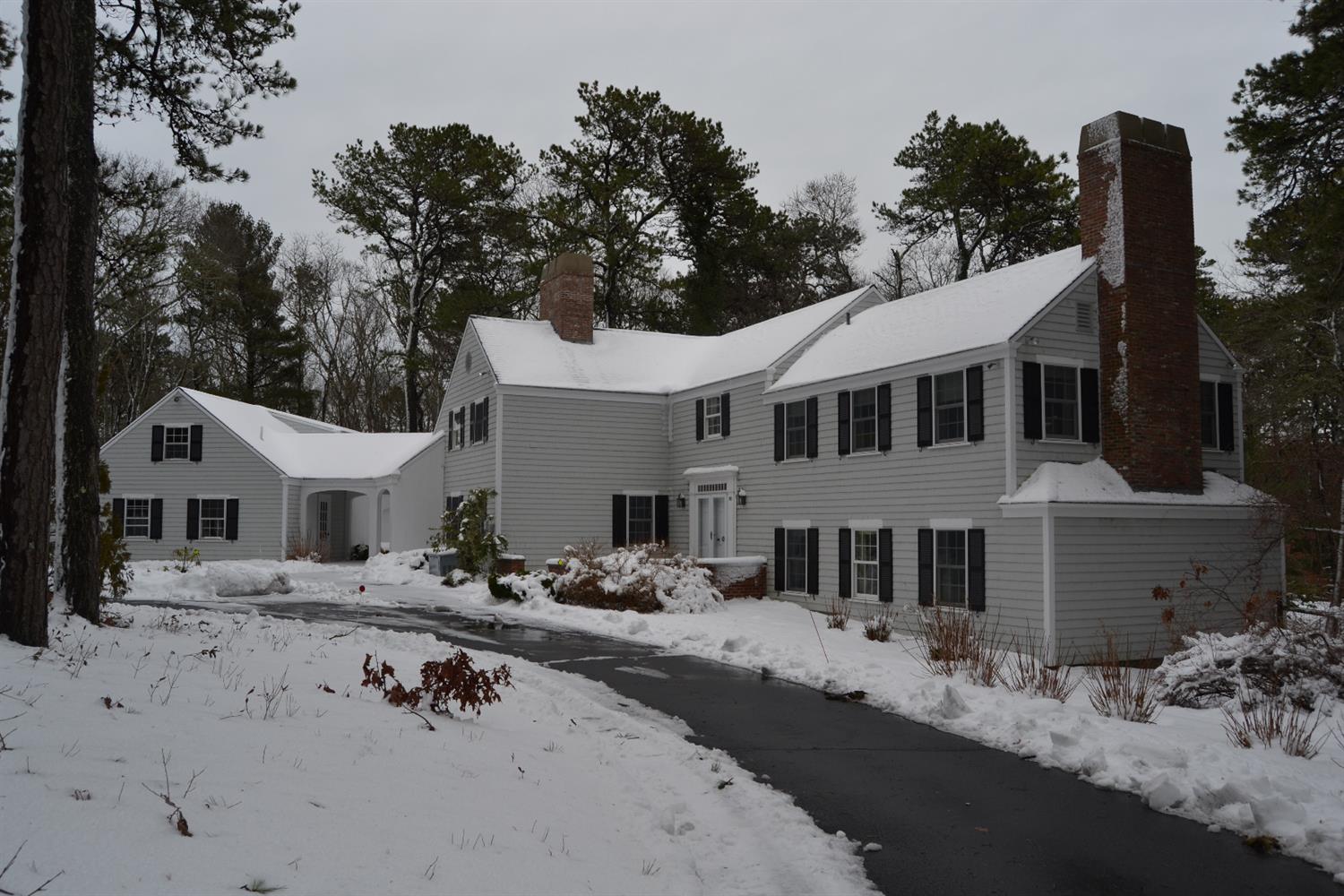 Undisclosed, Osterville, MA 02655 photo 1
