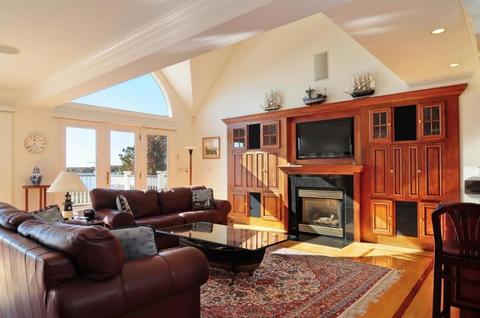 13 Pine Tree Dr, Buzzards Bay, MA 02532 photo 10