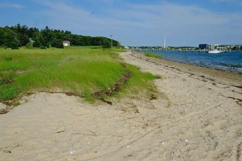 13 Pine Tree Dr, Buzzards Bay, MA 02532 photo 22