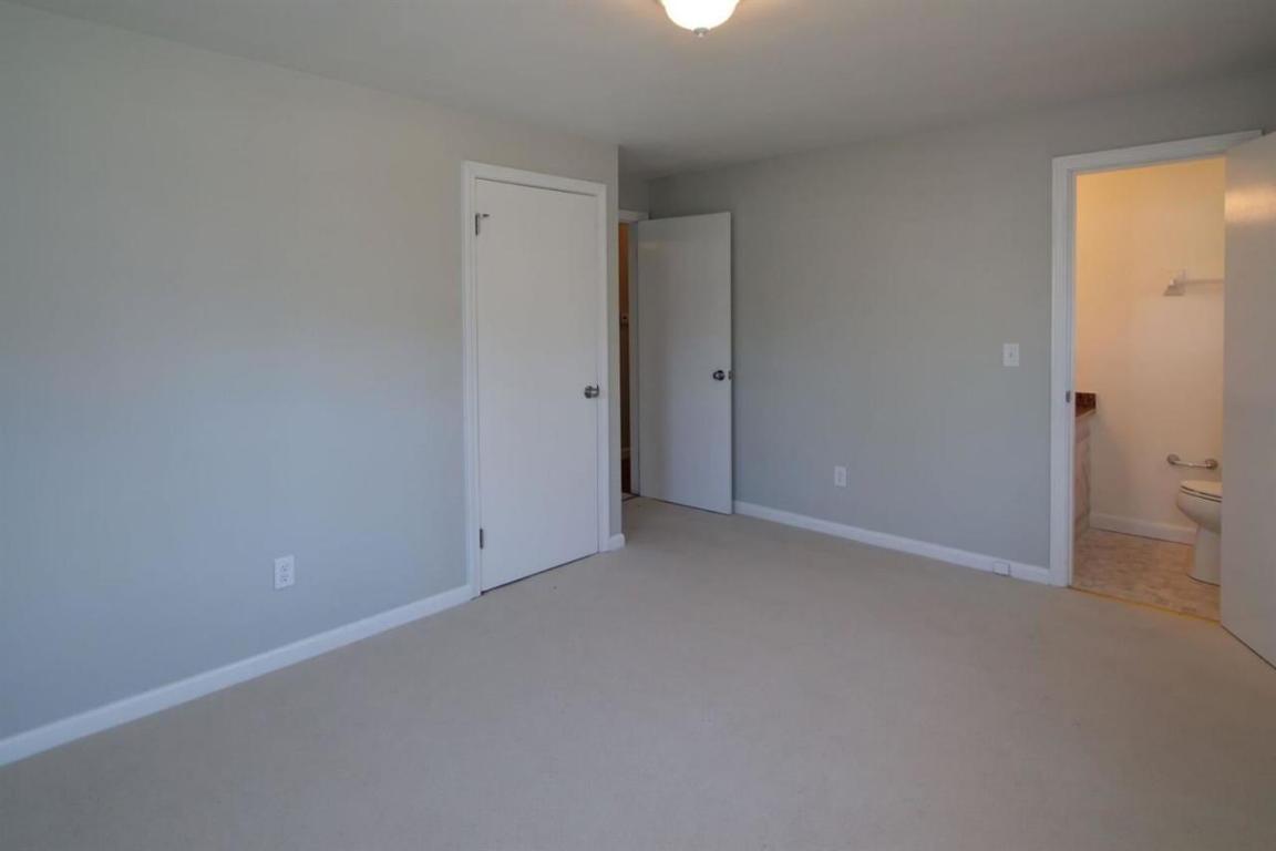 108 Anchor Ln, Cotuit, MA 02635 photo 11