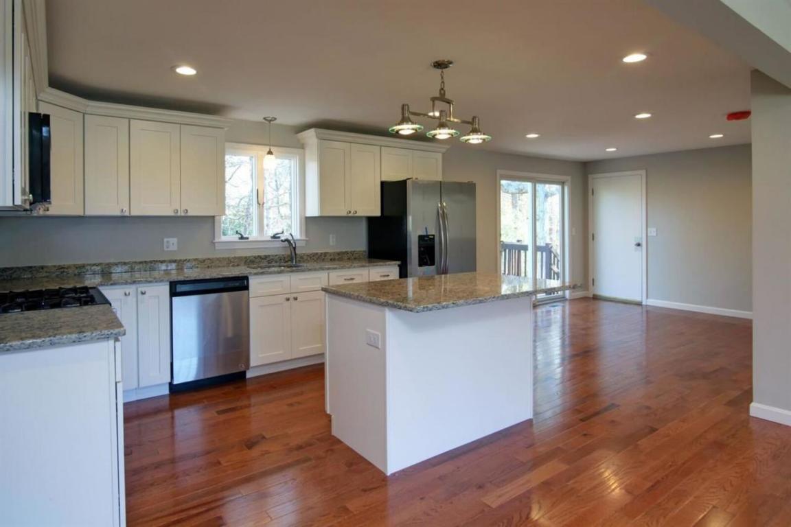 108 Anchor Ln, Cotuit, MA 02635 photo 6
