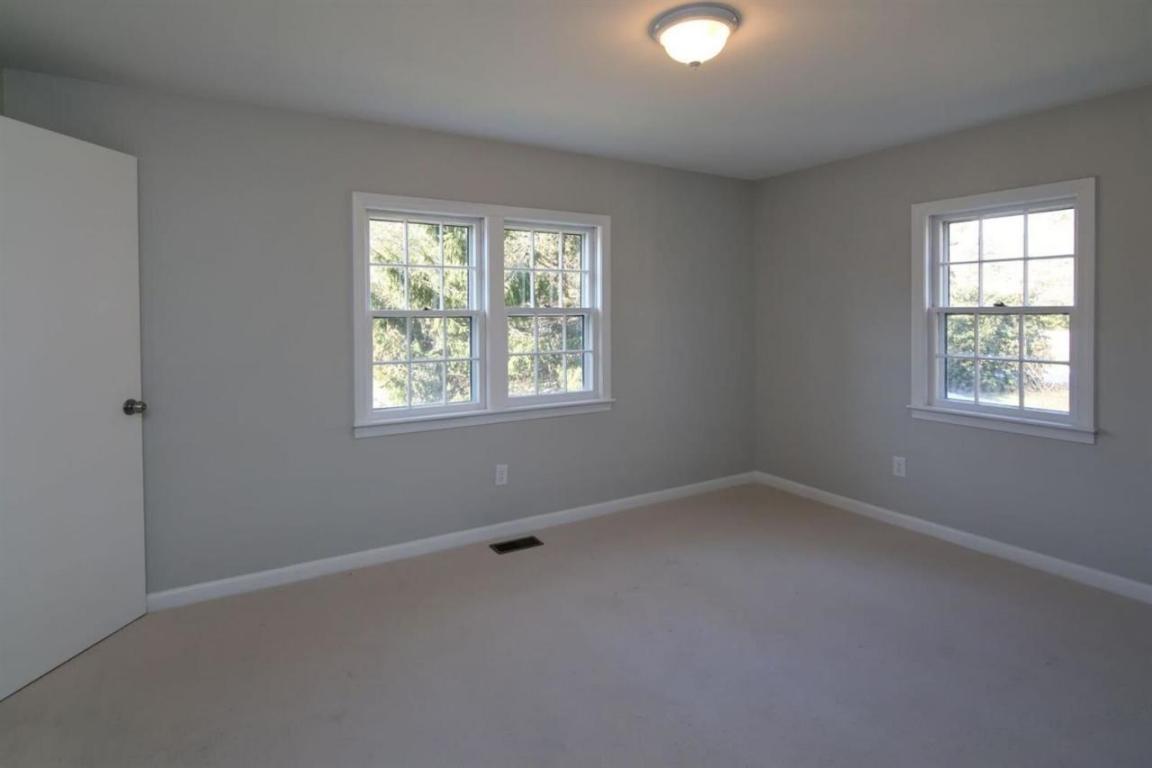 108 Anchor Ln, Cotuit, MA 02635 photo 12