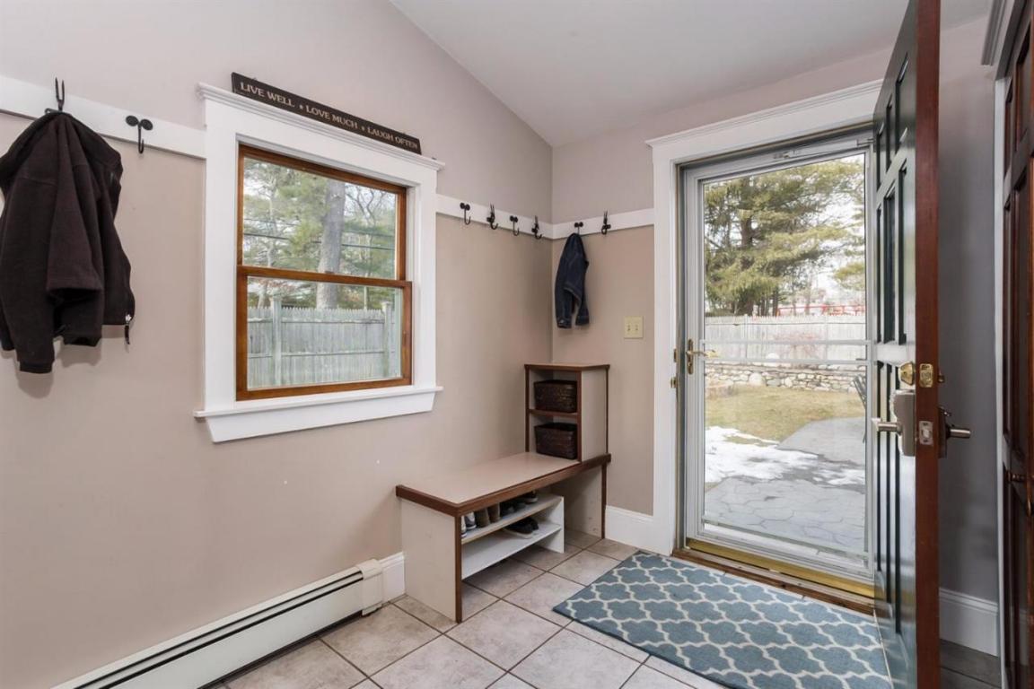 16 Chippewa Dr, Wareham, MA 02571 photo 4