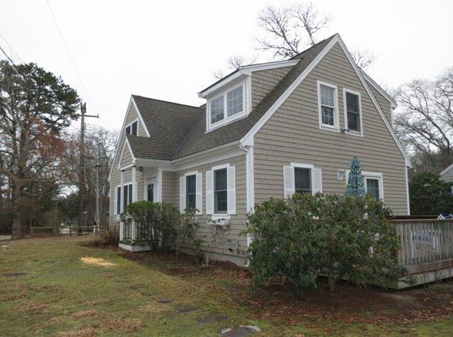 62 Riverside Rd, Mashpee, MA 02649 photo 1