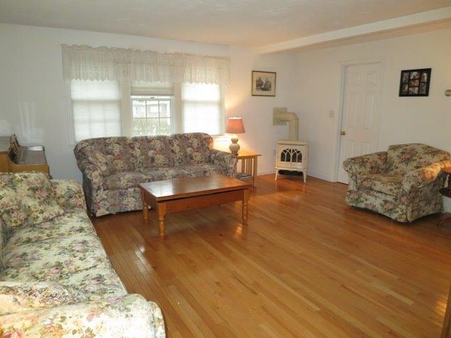 62 Riverside Rd, Mashpee, MA 02649 photo 3