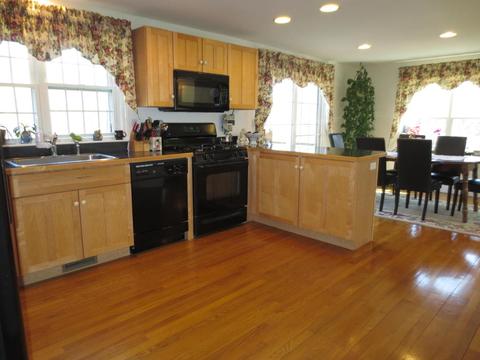 77 Main St, Mashpee, MA 02649 photo 6
