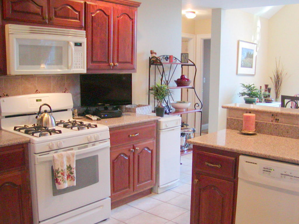 3 Shaker Dr, Bourne, MA 02532 photo 9