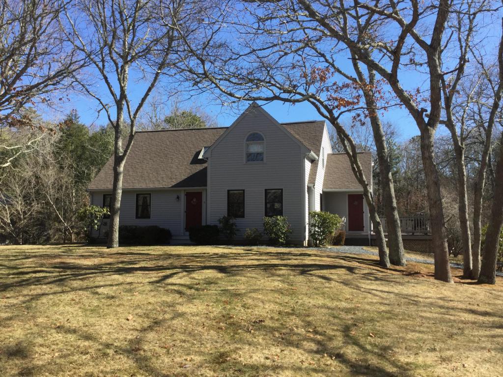 5 Watson Dr, Mashpee, MA 02649 photo 1