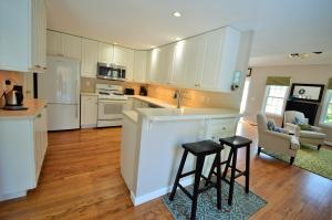 24 Braley Jenkins Rd, Centerville, MA 02632 photo 8