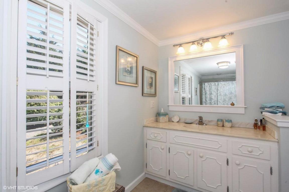157 Abbey Gate, Cotuit, MA 02635 photo 9