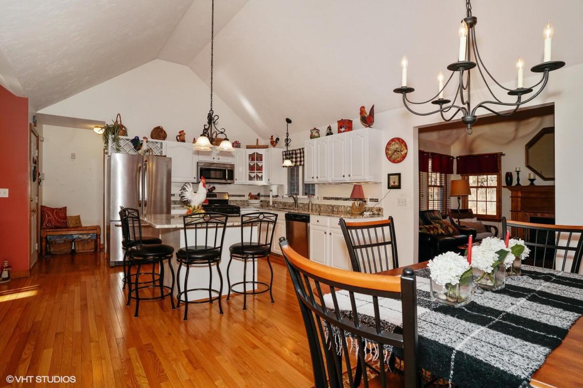 93 Surf Dr, Mashpee, MA 02649 photo 3
