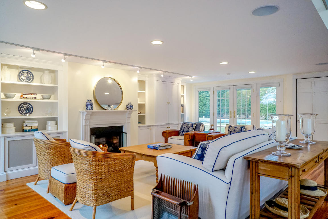 19 Ocean Ave, Hyannis Port, MA 02647 photo 13