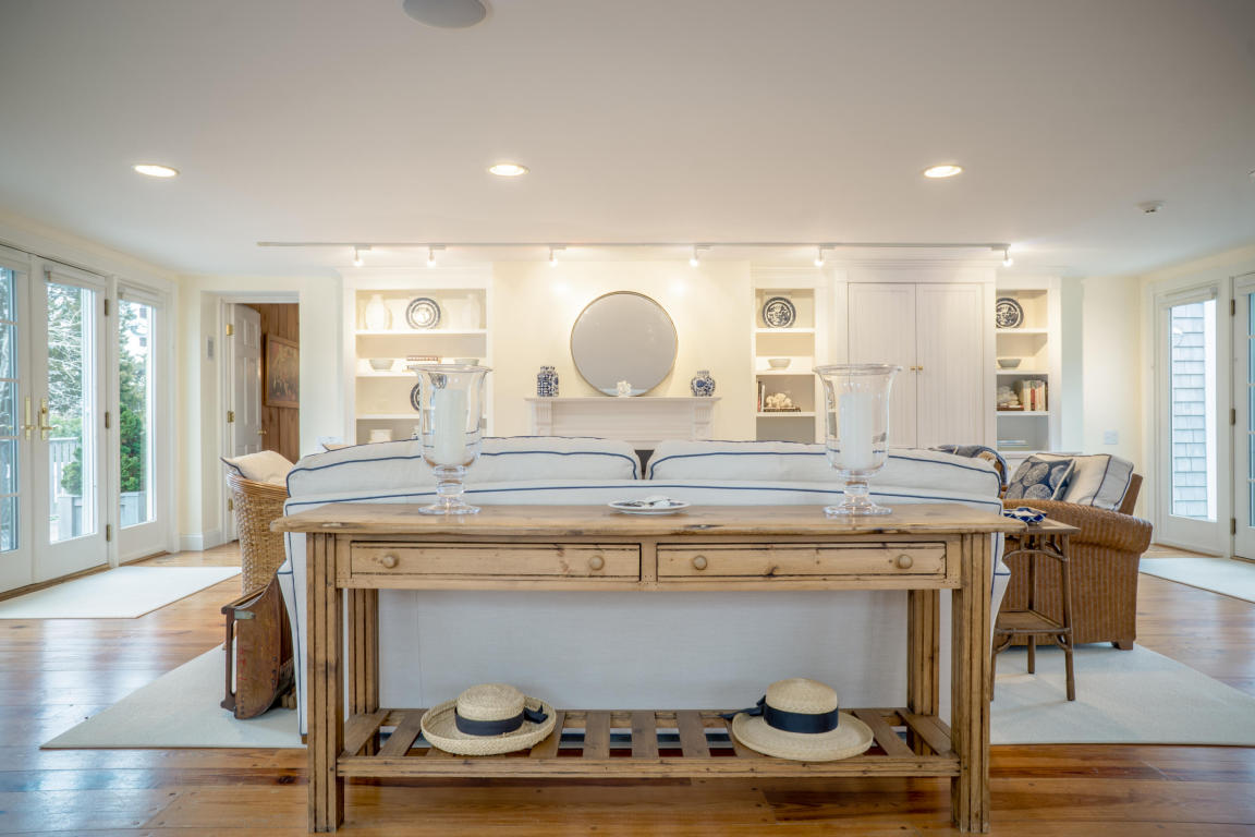 19 Ocean Ave, Hyannis Port, MA 02647 photo 12