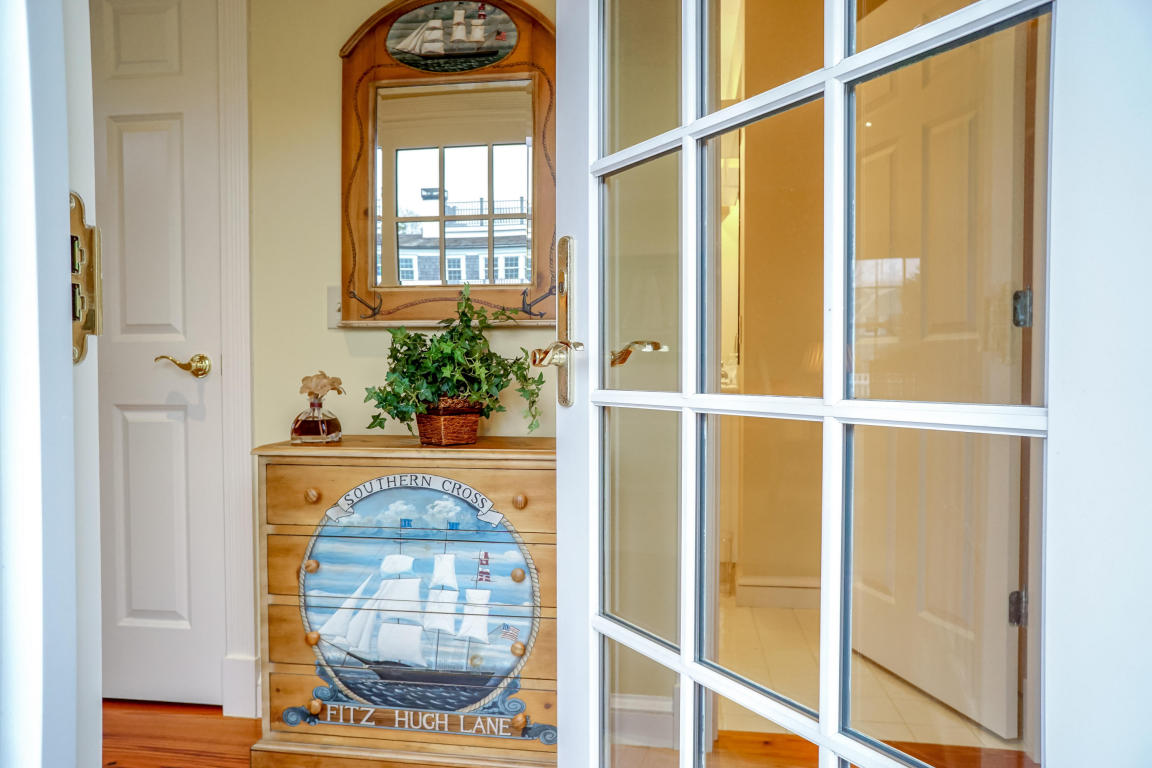 19 Ocean Ave, Hyannis Port, MA 02647 photo 29
