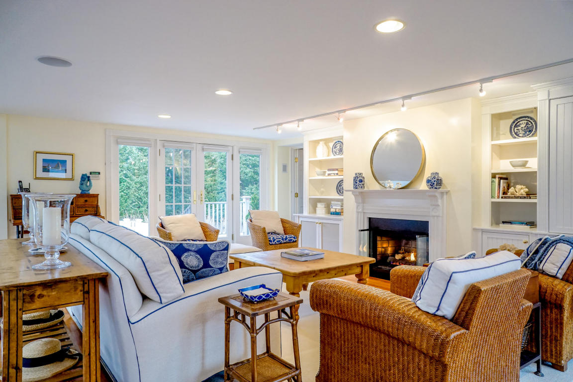 19 Ocean Ave, Hyannis Port, MA 02647 photo 15