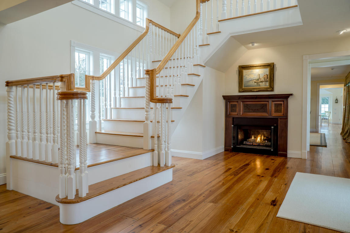 19 Ocean Ave, Hyannis Port, MA 02647 photo 23