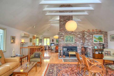 22 Lighthouse Rd, Aquinnah, MA 02535 photo 11
