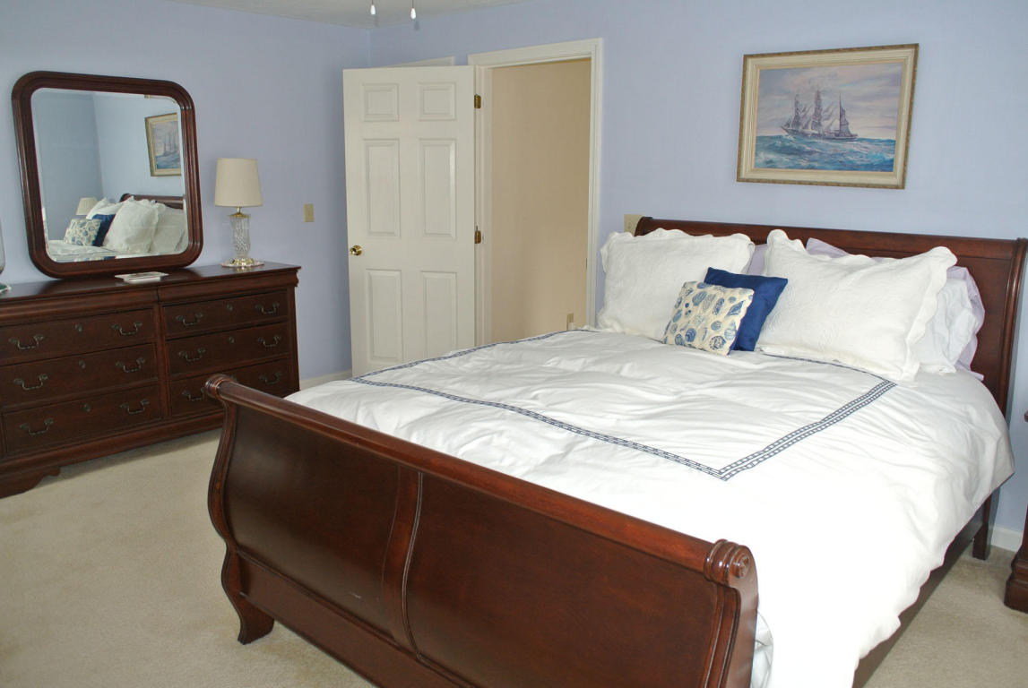32 Wintergreen Rd, Mashpee, MA 02649 photo 11